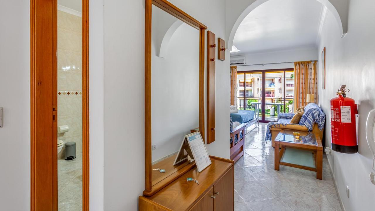 קווארטיירה Serene Apartment W/ Balcony And Pool By Lovelystay מראה חיצוני תמונה